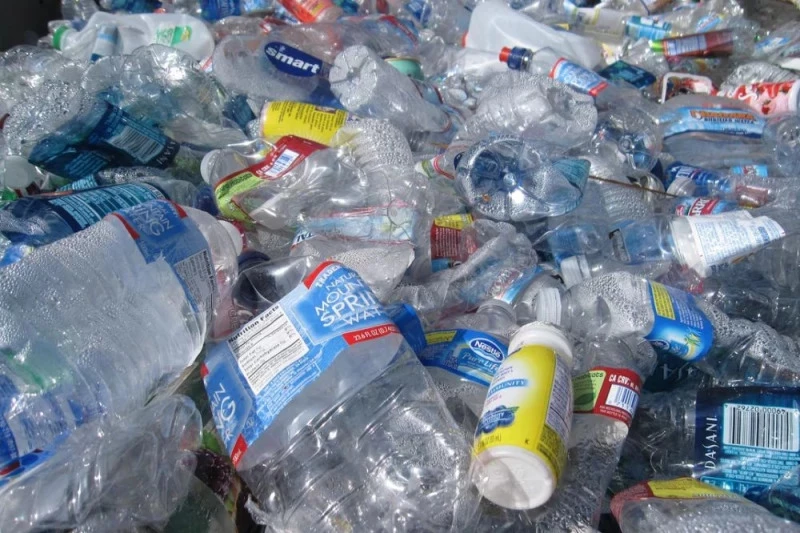 Firmy używają więcej plastiku niż wcześniej